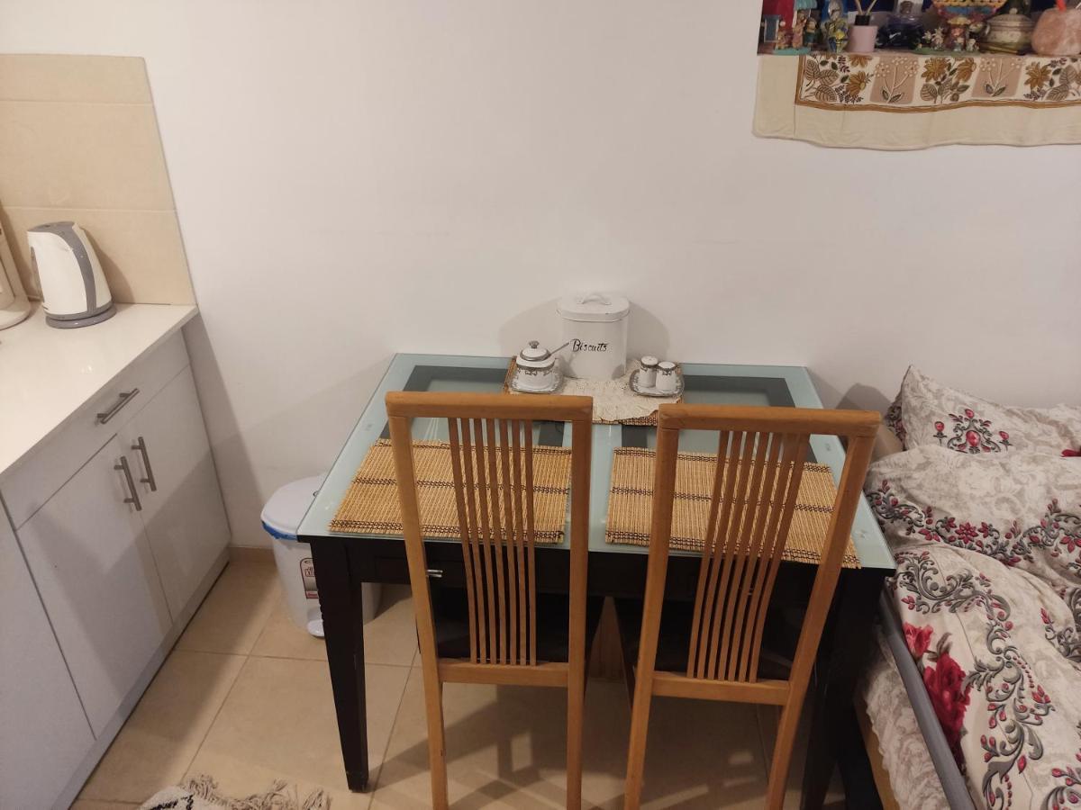 Maister Apt Bet Sheʼan Exteriör bild